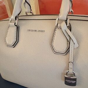Michael Kors- Mercer Bowling bag with matching wallet!